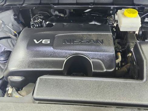 Certified 2023 Nissan Pathfinder SL w/ Black Appearance Package FWD image 38