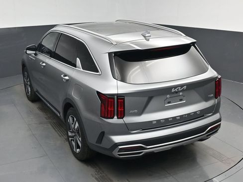 Used 2022 Kia Sorento SX Prestige w/ Panoramic Sunroof Package AWD/4WD image 23