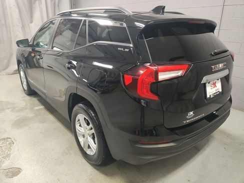 Used 2023 GMC Terrain SLE w/ Driver Convenience Package AWD/4WD image 21