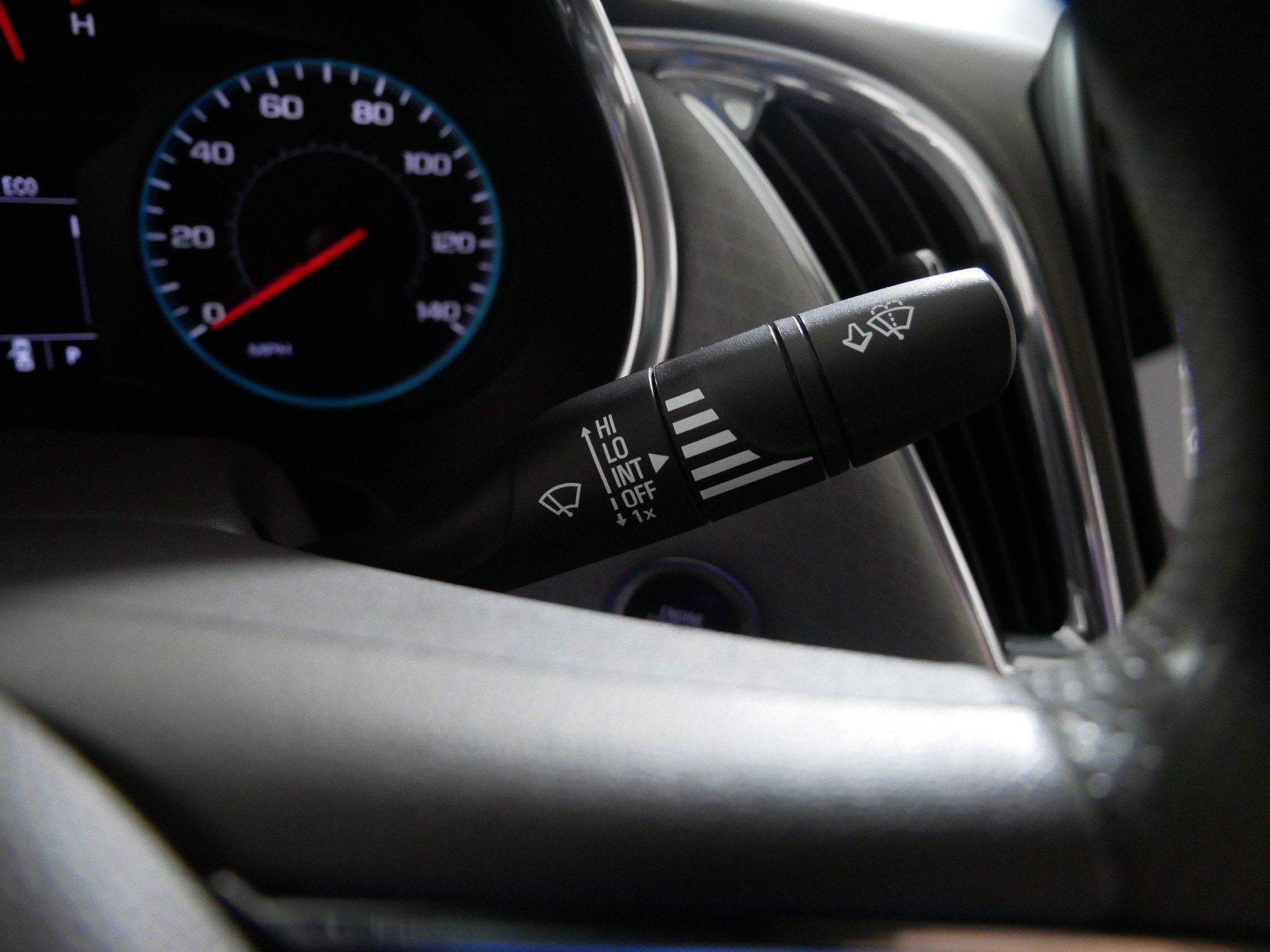 Used 2020 Chevrolet Malibu LT FWD image 31