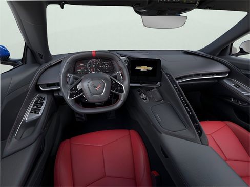 Used 2025 Chevrolet Corvette Stingray Convertible w/ 1LT image 15