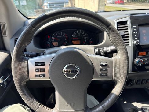 Used 2019 Nissan Frontier SV w/ Value Truck Package image 18