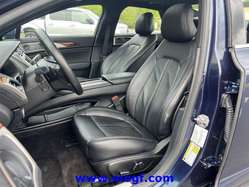 Used 2017 Lincoln MKZ Select w/ Select Plus Package FWD image 20