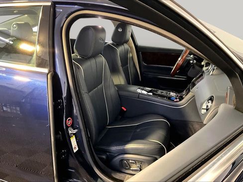 Used 2014 Jaguar XJ L Portfolio AWD/4WD image 7