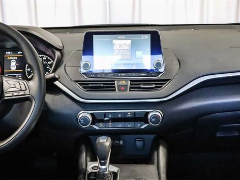 New 2025 Nissan Altima 2.5 S image 27