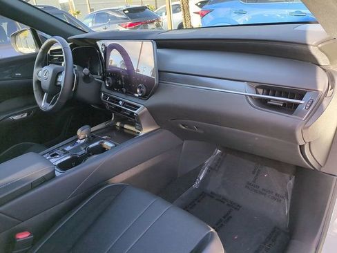 Used 2024 Lexus RX 500h F Sport w/ Convenience Package image 31