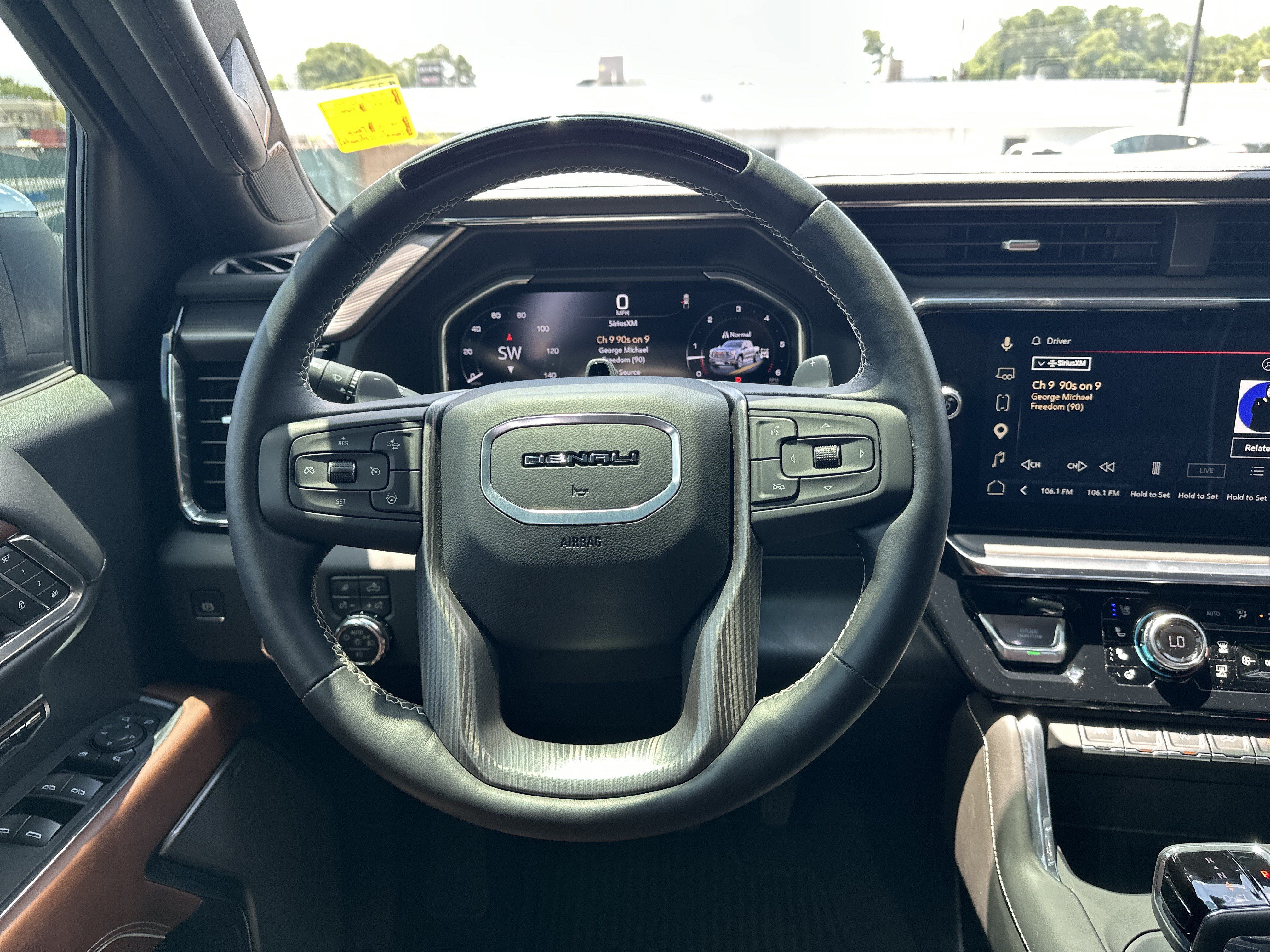 Used 2025 GMC Sierra 1500 Denali Ultimate AWD/4WD image 17