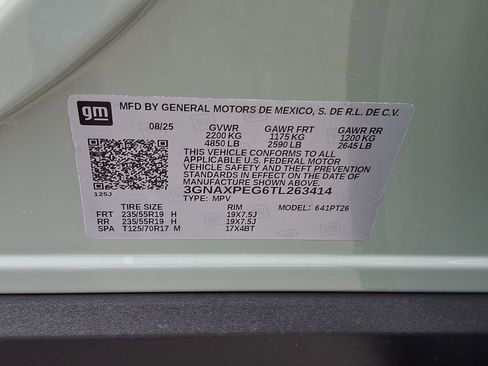 New 2026 Chevrolet Equinox LT w/ Convenience Package II image 24