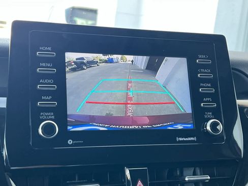 Used 2022 Toyota Camry LE image 18