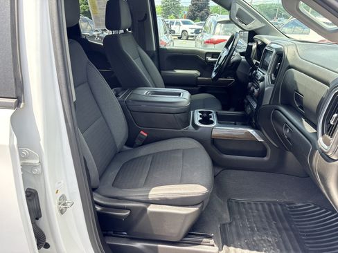 Used 2019 Chevrolet Silverado 1500 RST w/ True North Edition AWD/4WD image 15
