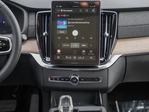 New 2027 Volvo XC90 B6 Plus AWD/4WD image 20