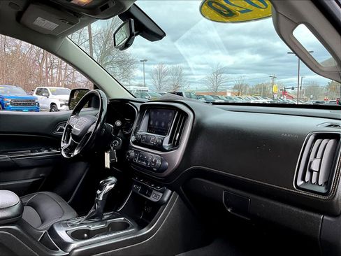 Used 2022 GMC Canyon AT4 w/ Trailering Package image 21