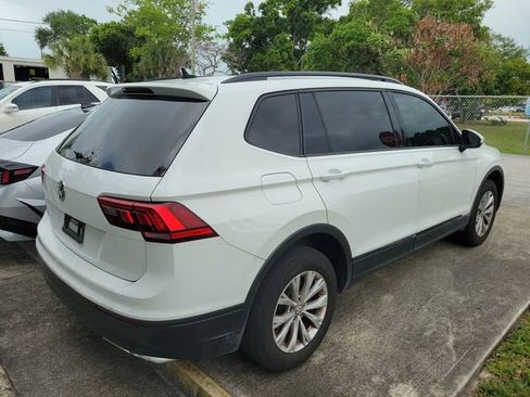 Used 2020 Volkswagen Tiguan S image 4