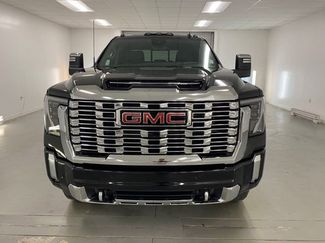 New 2025 GMC Sierra 2500 Denali w/ Denali Reserve Package video 2