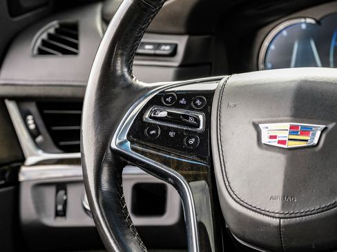 Used 2019 Cadillac Escalade ESV Platinum image 16