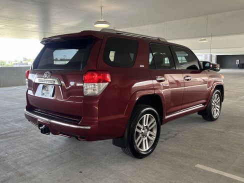 Used 2011 Toyota 4Runner SR5 w/ Premium Pkg w/Leather AWD/4WD image 12