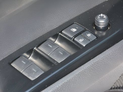 Certified 2025 Toyota Camry SE w/ Convenience Package AWD/4WD image 10