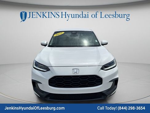 Used 2025 Honda HR-V LX image 12