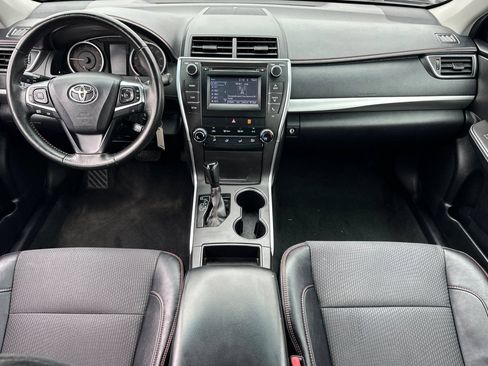 Used 2016 Toyota Camry SE FWD image 13