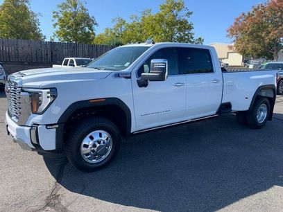 New 2026 GMC Sierra 3500 Denali w/ Technology Package