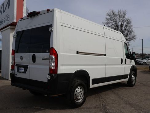 Used 2023 RAM ProMaster 2500 image 7
