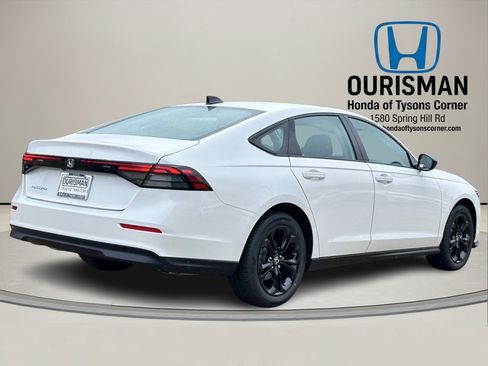 New 2025 Honda Accord SE image 3