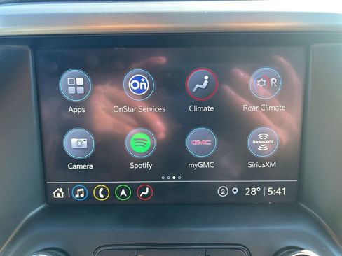 Used 2023 GMC Acadia SLE w/ Infotainment Package image 24