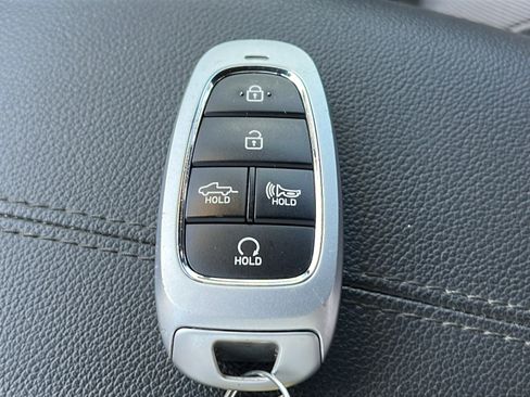 Certified 2022 Hyundai Santa Cruz SEL FWD image 24