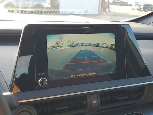 Used 2026 Toyota Prius LE image 20