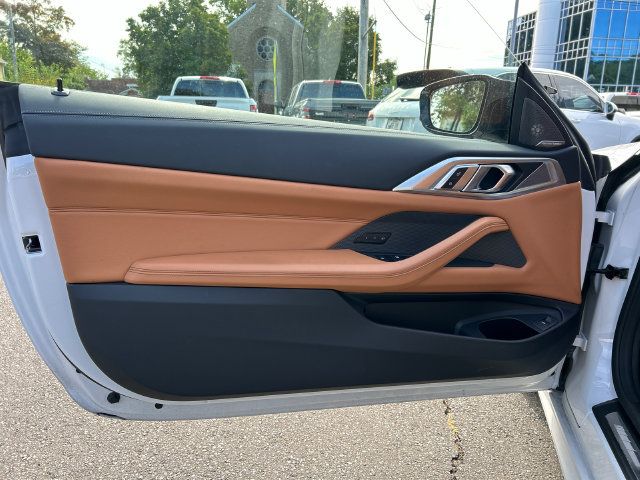 Used 2027 BMW 440i xDrive Convertible AWD/4WD image 9
