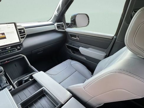 Certified 2026 Toyota Tundra Limited AWD/4WD image 12