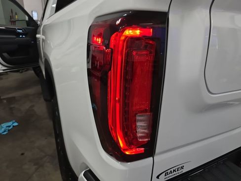 New 2026 GMC Sierra 1500 AT4 w/ AT4 Premium Package AWD/4WD image 39