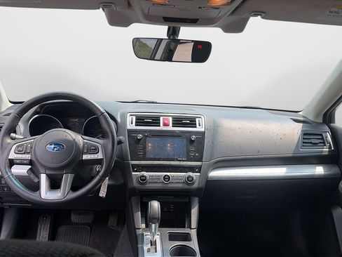 Used 2017 Subaru Outback 2.5i Premium AWD/4WD image 30