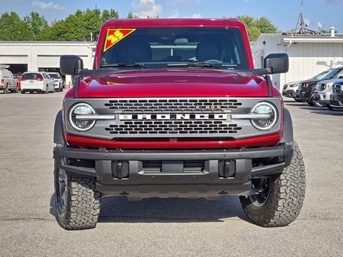 New 2025 Ford Bronco Badlands image 2