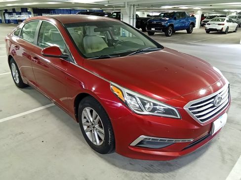 Used 2015 Hyundai Sonata SE FWD image 3