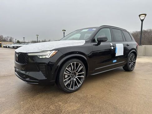 New 2026 Volvo XC90 B6 Ultra w/ Lounge Package image 3