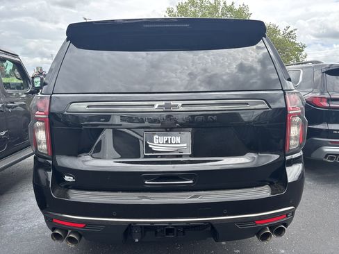 Used 2022 Chevrolet Suburban Z71 w/ Off-Road Capability Package AWD/4WD image 8