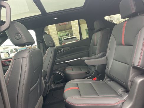 Used 2024 Chevrolet Traverse RS w/ LPO, Floor Liner Package image 14