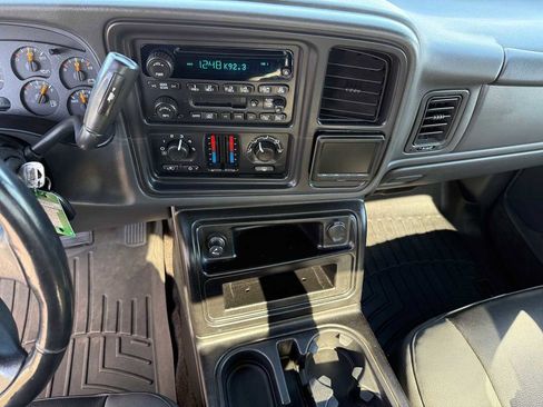 Used 2005 Chevrolet Silverado 1500 4x4 Regular Cab w/ Light Duty Power Package image 28