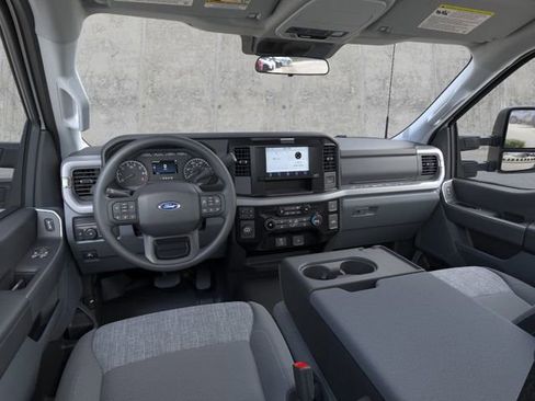 New 2026 Ford F350 XLT RWD image 9