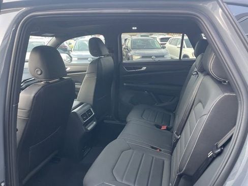 New 2026 Volkswagen Atlas Cross Sport SEL R-Line image 18