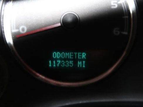 Used 2007 Chevrolet Suburban LT w/ LT Preferred Equipment Group image 30