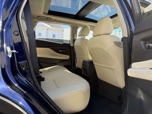 Used 2024 Nissan Murano Platinum w/ Cargo Package AWD/4WD image 16