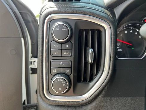 Used 2021 Chevrolet Silverado 1500 LT w/ Work Truck Package AWD/4WD image 25