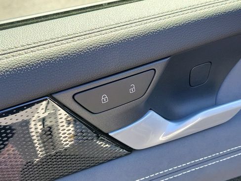 New 2026 Volkswagen Tiguan SE R-Line AWD/4WD image 15