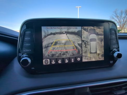 Used 2020 Hyundai Santa Fe Limited image 21