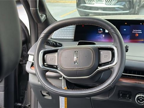 New 2026 Lincoln Navigator Black Label image 24