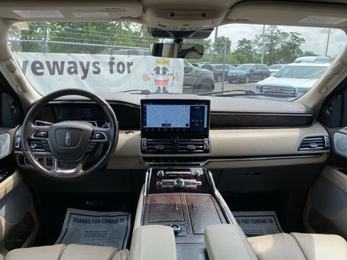 Used 2023 Lincoln Navigator Reserve w/ Equipment Group 201A AWD/4WD image 22