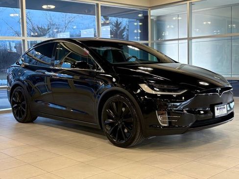 Used 2017 Tesla Model X 75D image 8