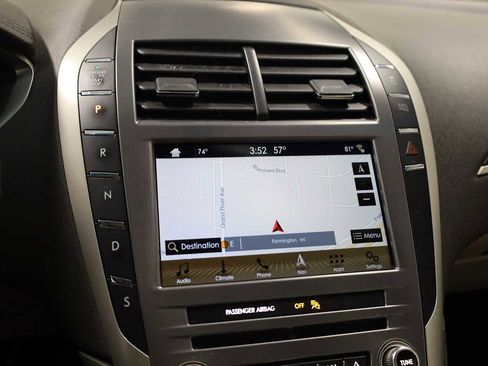 Used 2017 Lincoln MKZ Reserve w/ Climate Package image 31